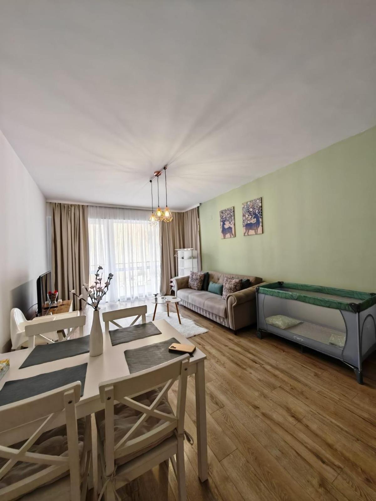 Apartamento Apartament Panoramic View Sinaia Exterior foto